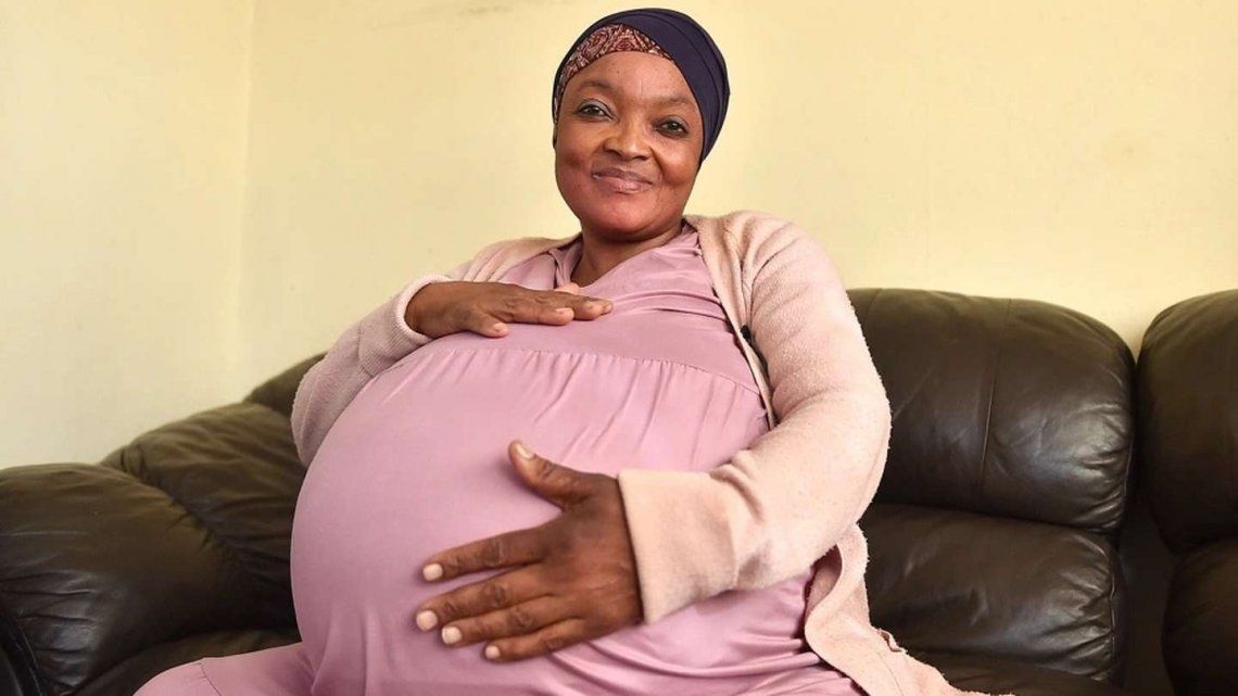 Sudáfrica: una mujer tuvo a 10 bebés de un mismo embarazo