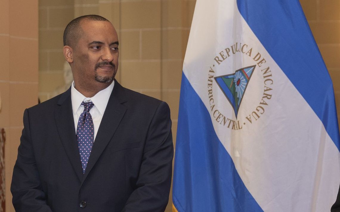 Nicaragua: destituyeron formalmente al embajador Arturo McFields