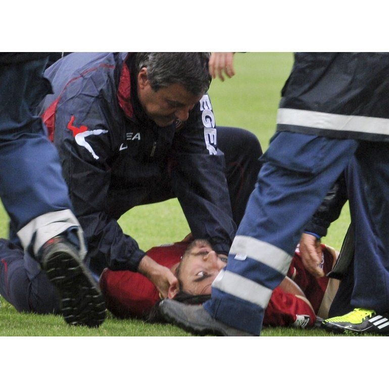 Los antecedentes de futbolistas que murieron en la cancha