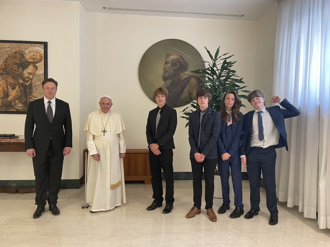 El Papa Francisco recibió a Elon Musk.