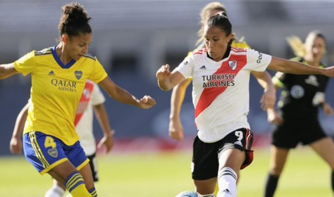 Comienza el torneo de fútbol femenino: River y Boca van el domingo.
