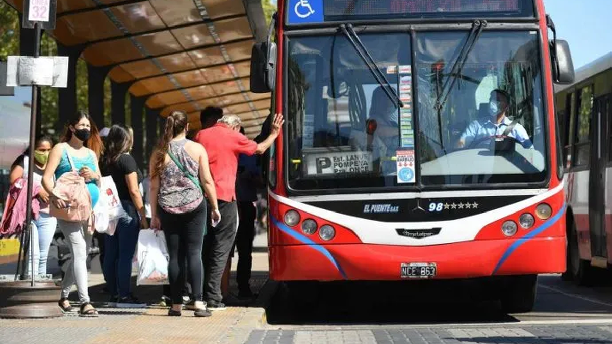Colectivos: se mantiene la reducción del servicio en el AMBA