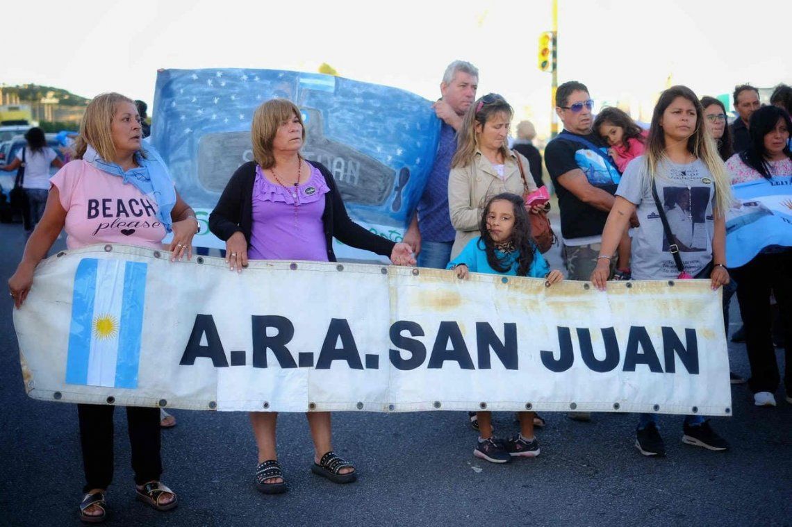 Proyecto de ley para resarcimiento económico a familiares de tripulantes del ARA San Juan