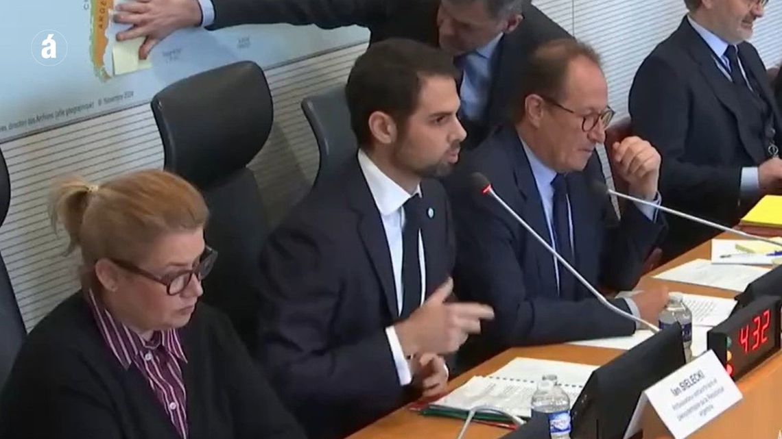 El Embajador fren&oacute; su discurso por el mapa que no reconoc&iacute;a la soberan&iacute;a argentina de las Islas Malvinas.