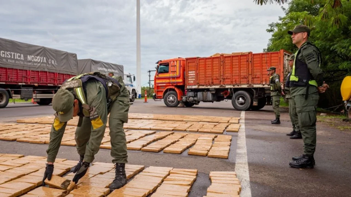 Una tonelada de marihuana fue secuestrada en un operativo en Chaco.