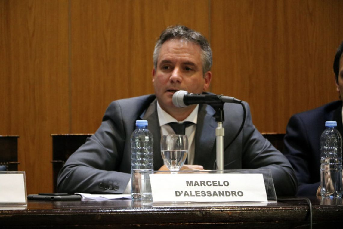 La oposición pide interpelar a Marcelo DAlessandro en la Legislatura porteña