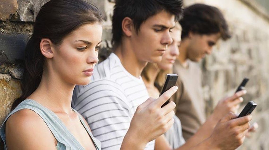 La generación Z ya no contesta las llamadas telefónicas como es tradicional 
