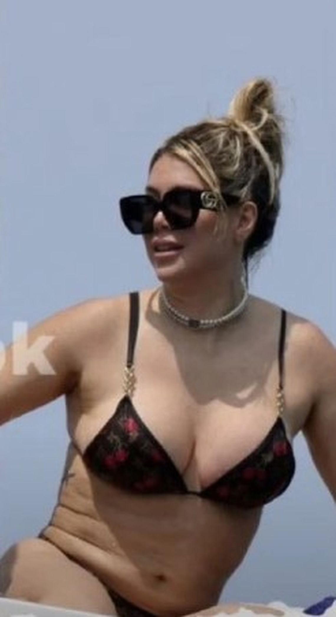 Wanda Nara fue blanco de críticas por sus fotos en malla. 