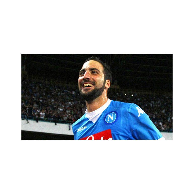 Con un gol de Higuaín, Napoli le ganó a la Juventus