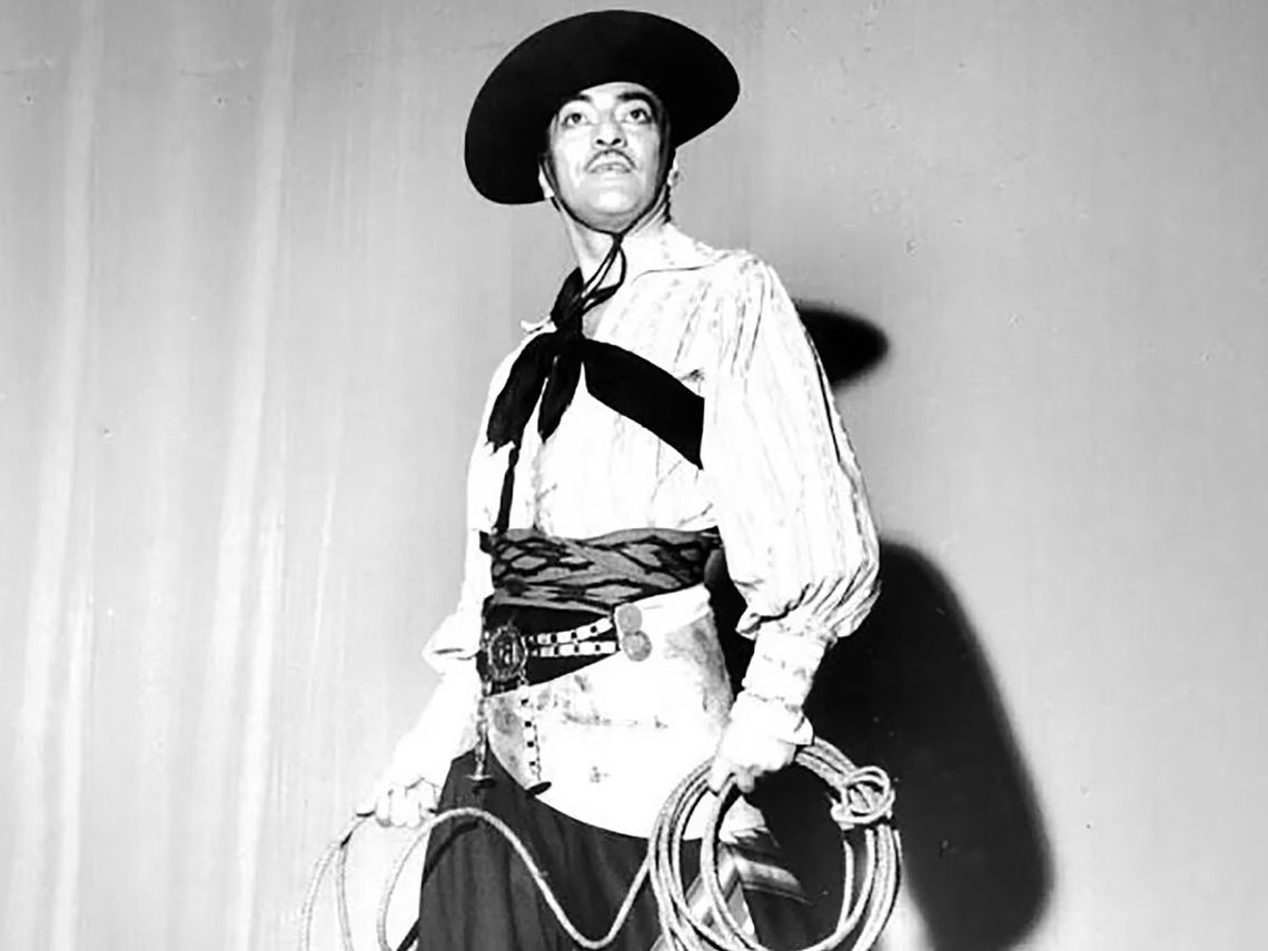 El Día del Bailarín de Folklore es un homenaje al gran Santiago Ayala