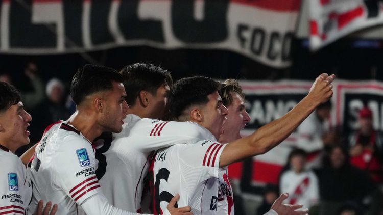 El festejo de los jugadores de River del gol de Colidio que significó el pasaje a la final.
