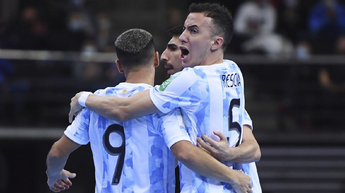 Argentina le ganó a Brasil y es el primer finalista.