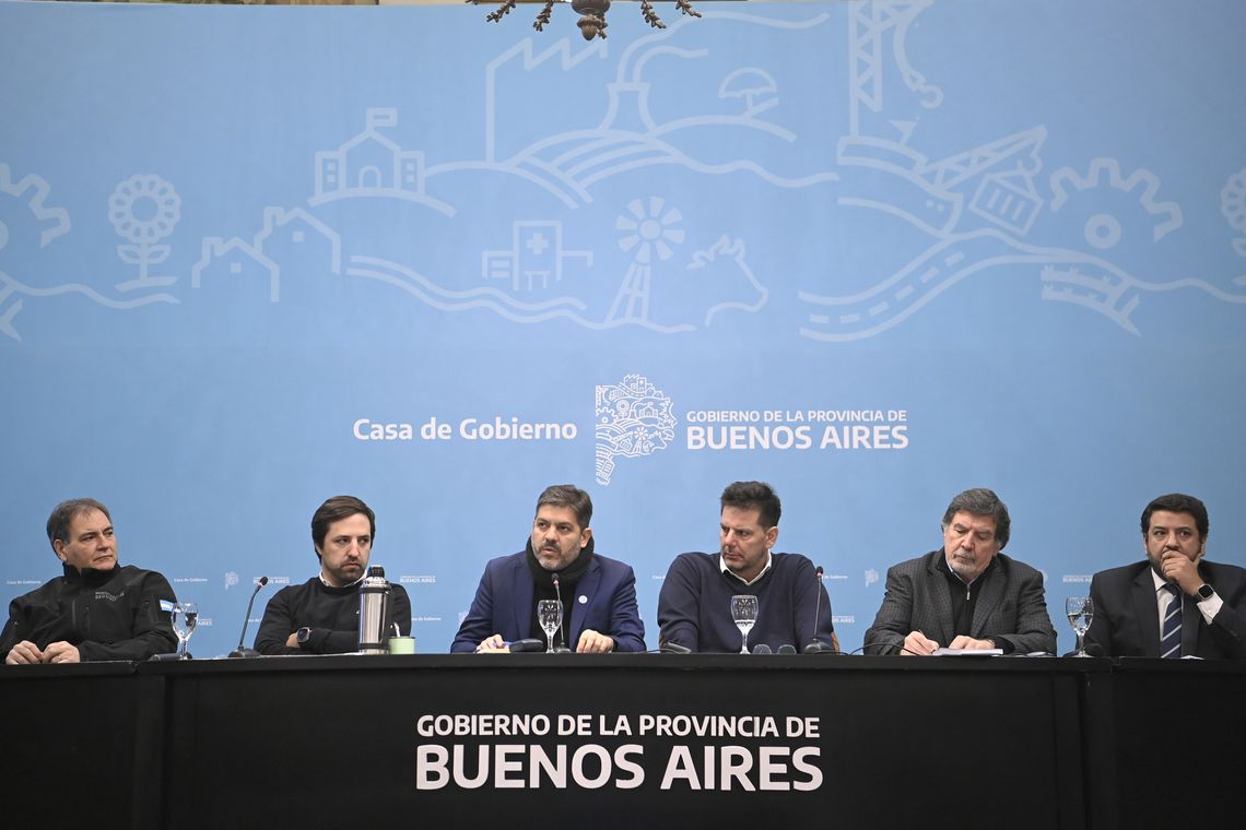 Casa de Gobierno bonaerense - conferencia de prensa del ministro de Gobierno