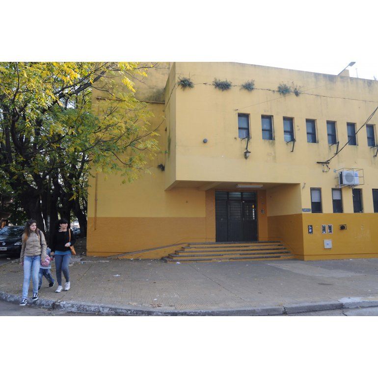 Las escuela Escuela Media N° 3 de Quilmes directamente cerró sus puertas