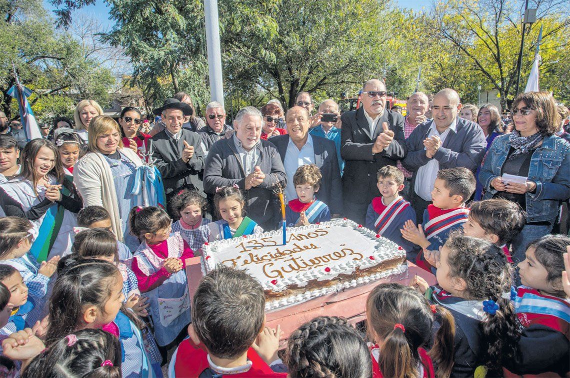Berazategui: emotiva celebración por los 135 años de Gutiérrez