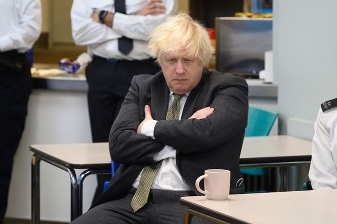 El primer ministro británico Boris Johnson renunció a su cargo.