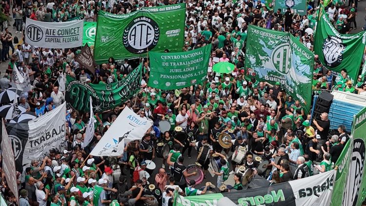 El amparo fue presentado por ATE y la CTA de los Trabajadores de Neuquén.