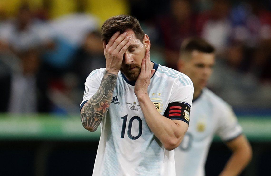 Una lágrima: Argentina cayó sin atenuantes ante Colombia en el debut