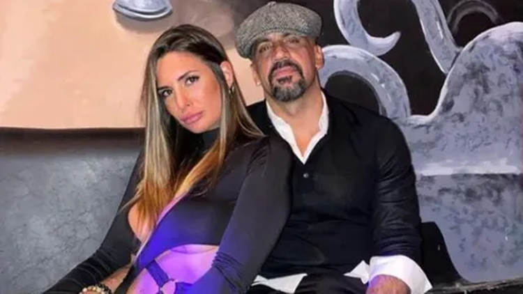 La mujer borró el estado minutos después pero ya se había vuelto viral.