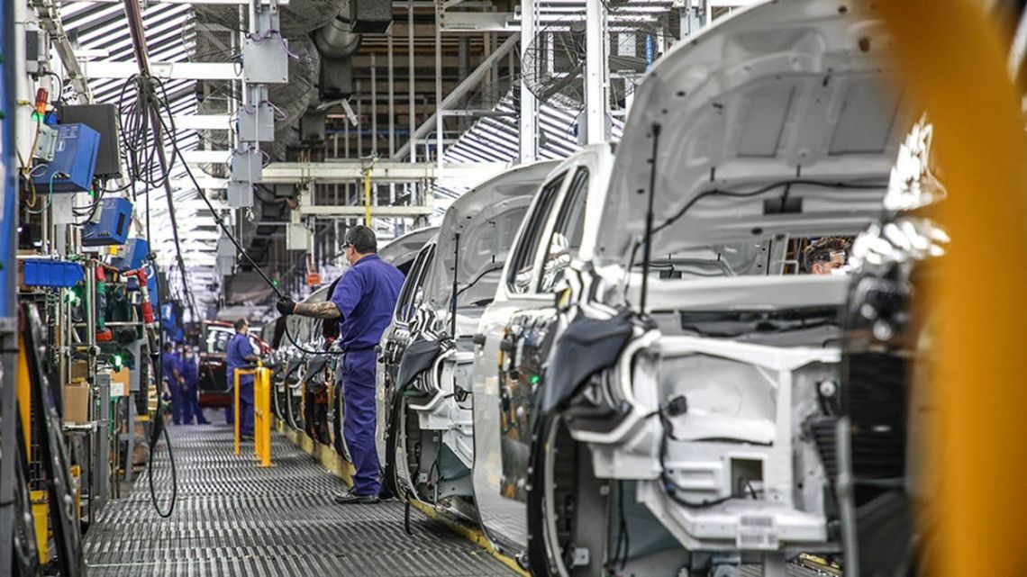 Industria automotriz: la producción creció un 49,5% y la exportación un 73%