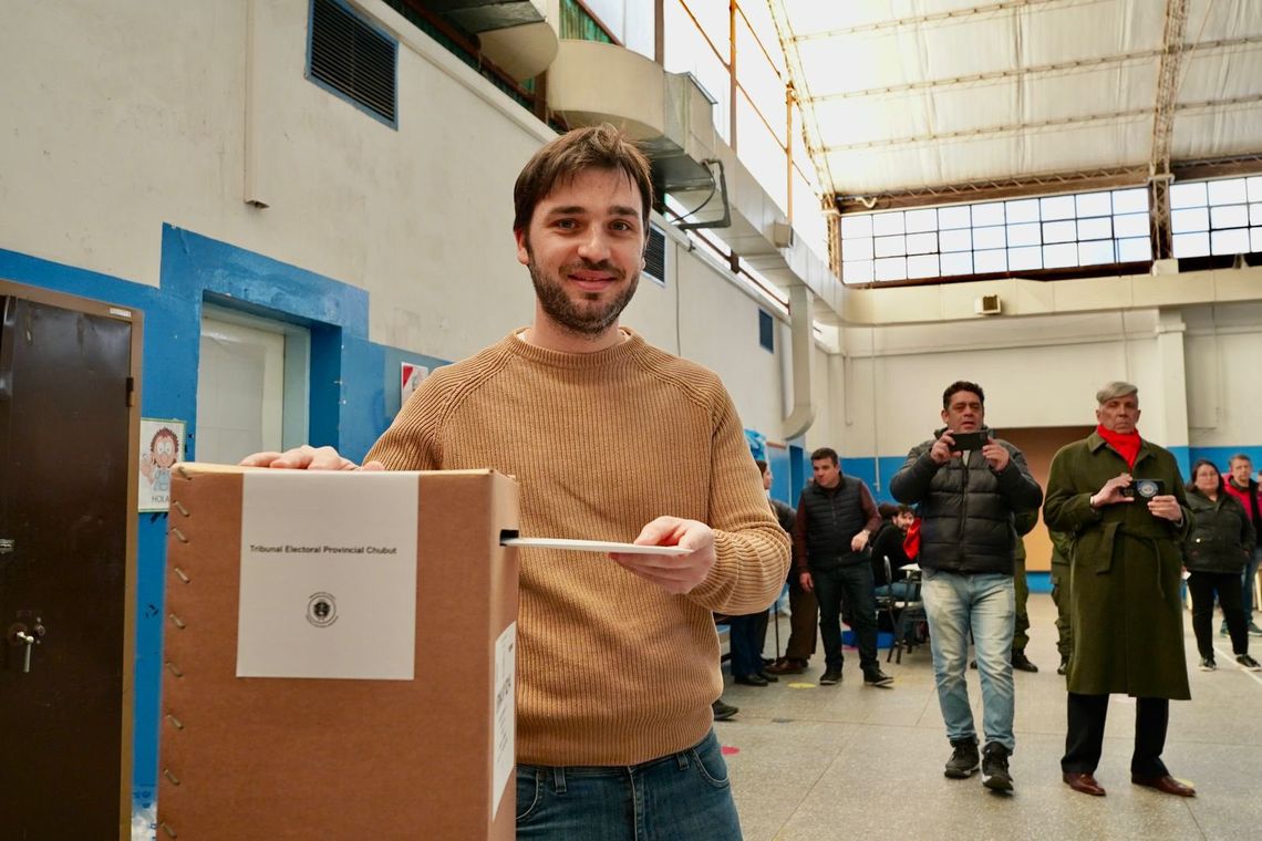 Ignacio Torres, gobernador electo de Chubut, lanz&oacute; cr&iacute;ticas contra el ministro de Econom&iacute;a y excandidato presidencial Sergio Massa.