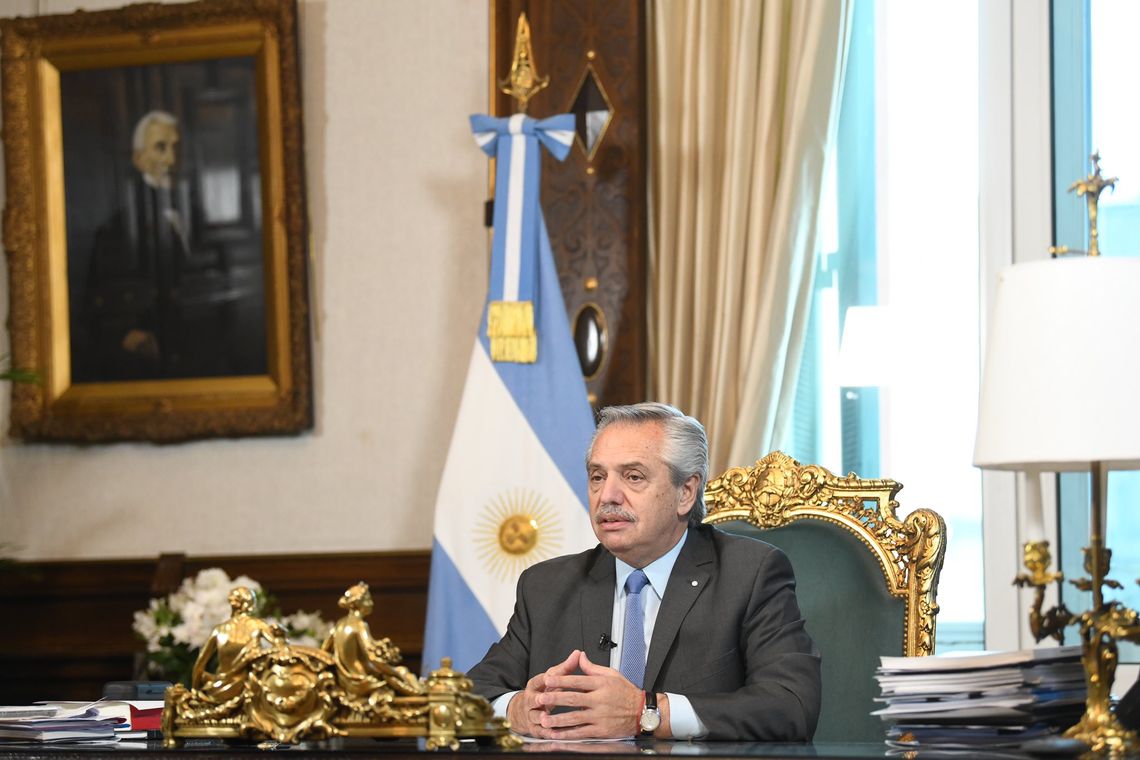 El presidente Alberto Fernández participó por videoconferencia desde la Casa Rosada.