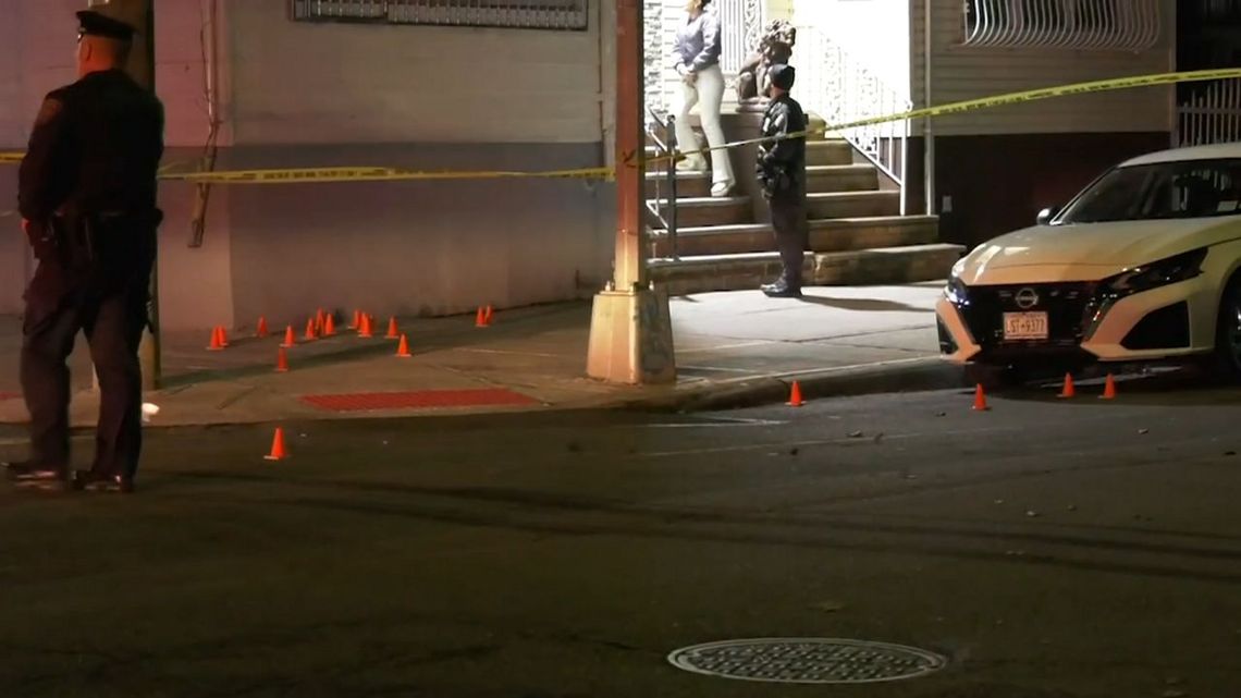 El Departamento de Policía de Nueva York sigue investigando los motivos detrás del ataque y no ha emitido declaraciones sobre posibles arrestos o sospechosos involucrados.