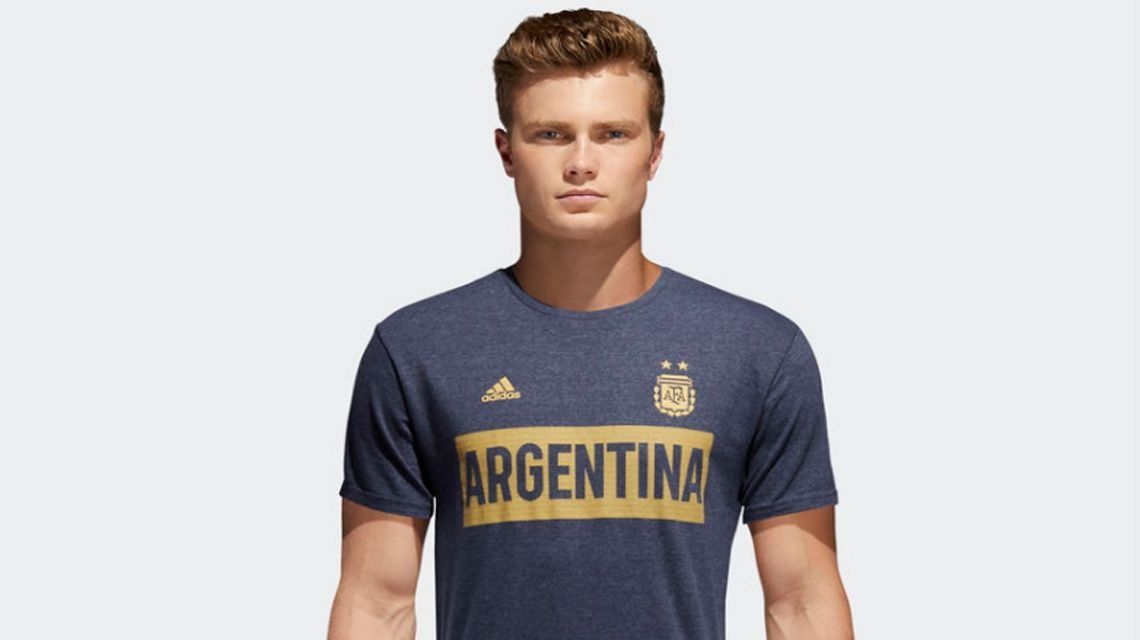 ¿Es la nueva camiseta de la Selección o la de Boca?