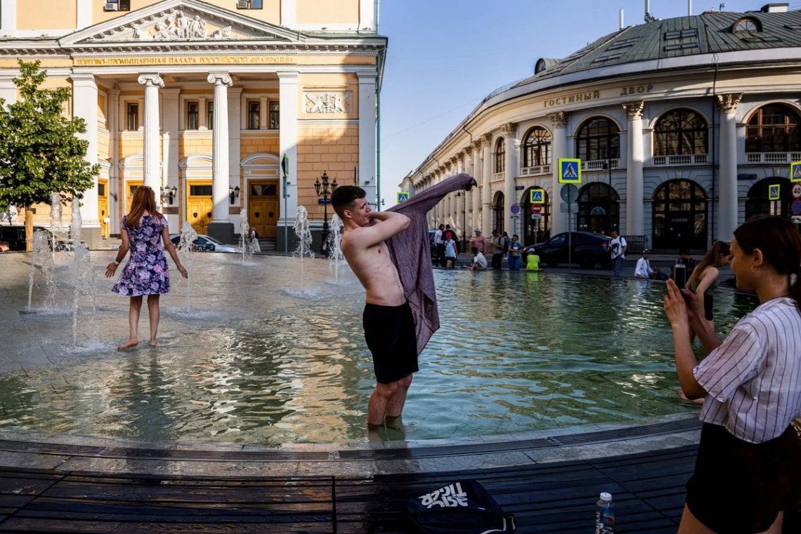 En fotos: arde Moscú por una ola de calor histórica