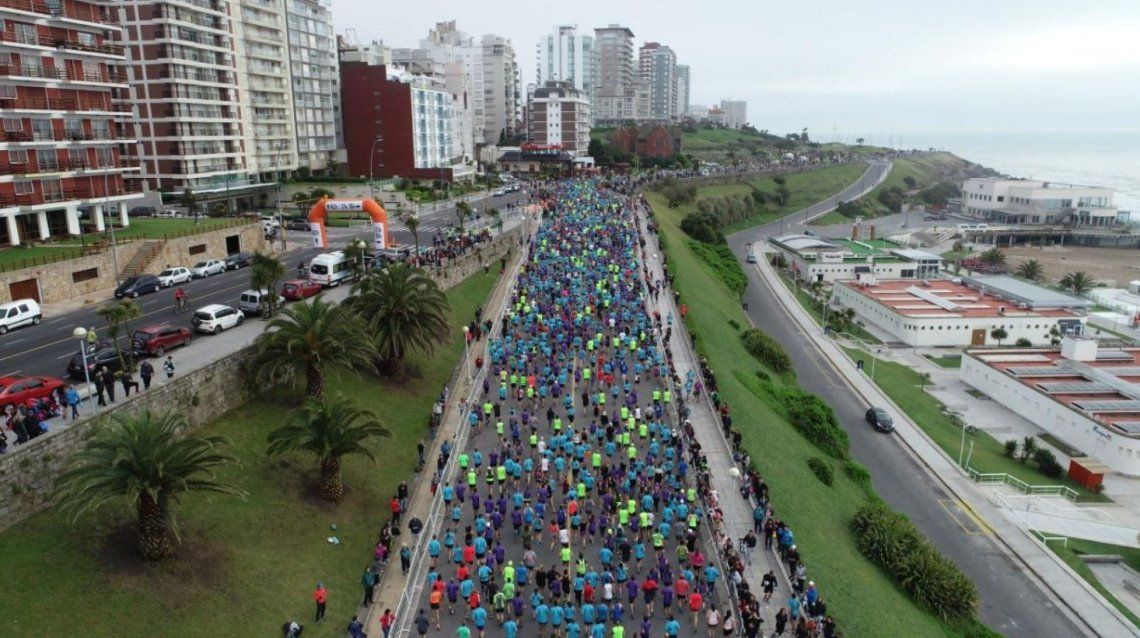 Corría la maratón de Mar del Plata y tuvo un paro cardíaco: está grave