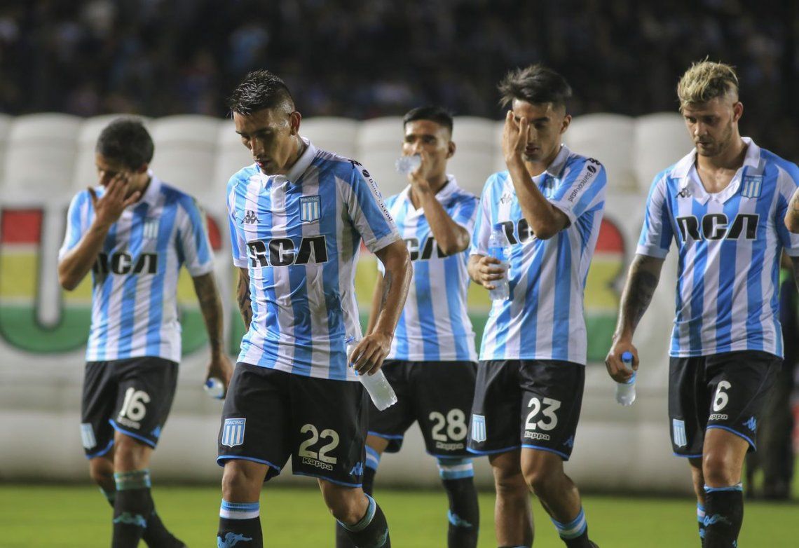 Un Racing desconocido perdió con Colón en Avellaneda y se quedó sin Libertadores 2019