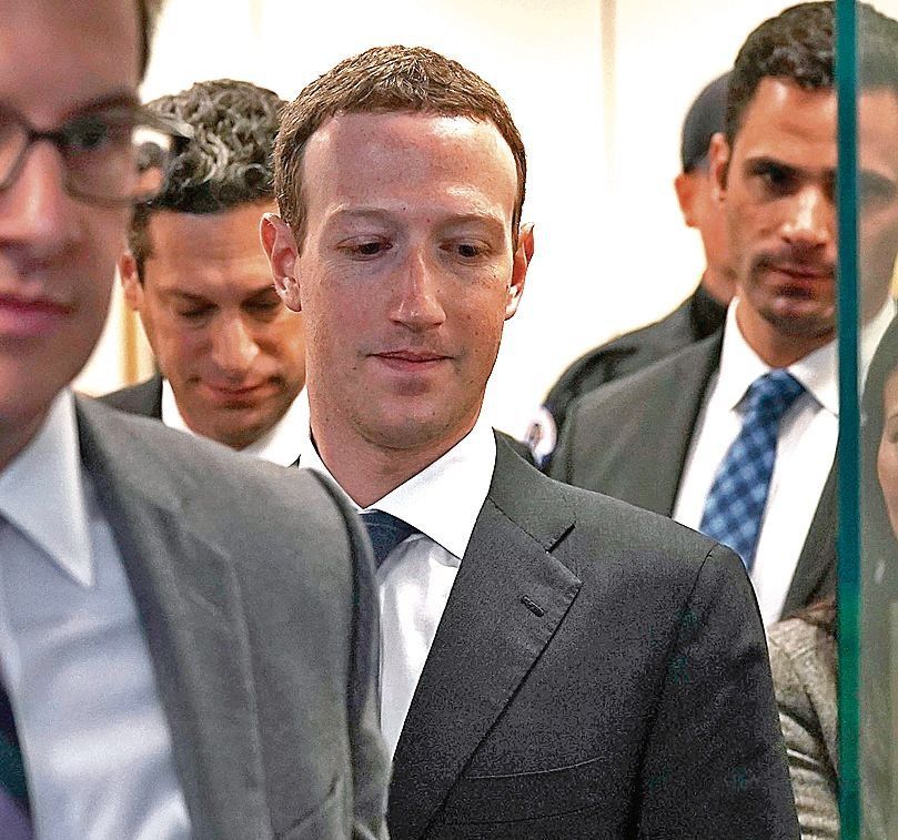 Zuckerberg asume fallas de seguridad de Facebook