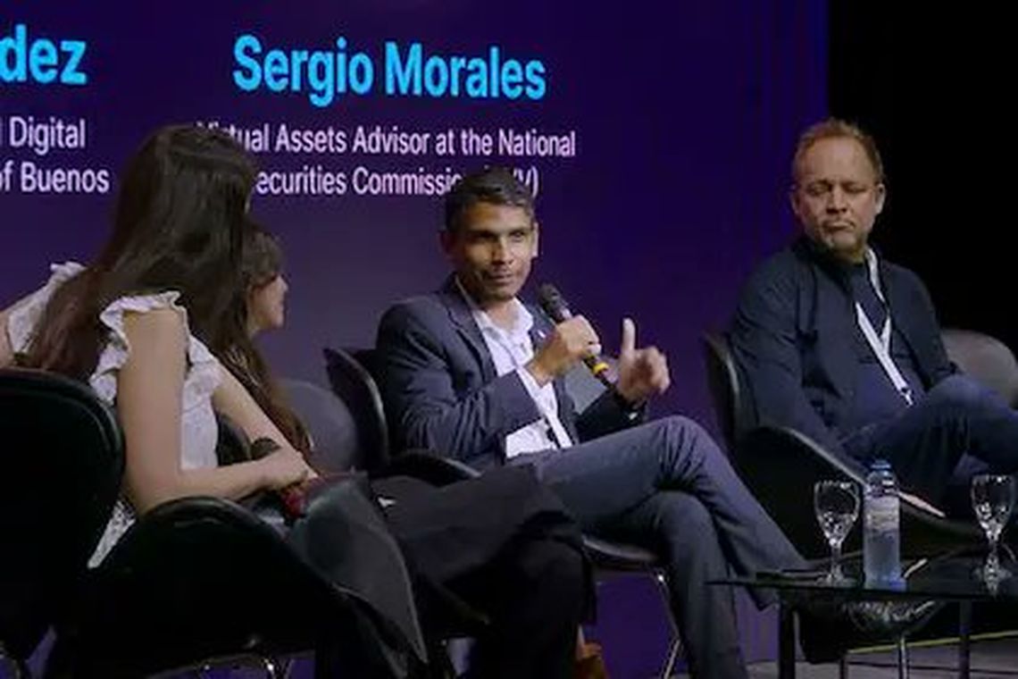 Sergio Morales renunció a su cargo como asesor en la Comisión Nacional de Valores tras el escándalo.