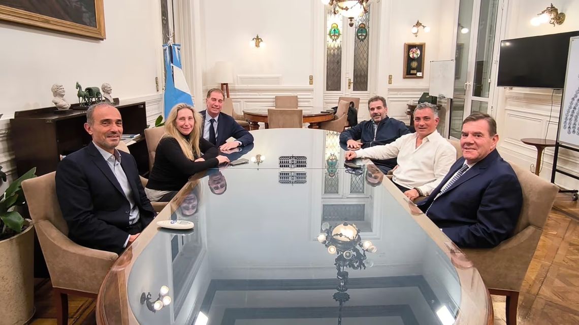 Karina Milei será la encargada de darle el visto bueno final a las listas de la coalición electoral.
