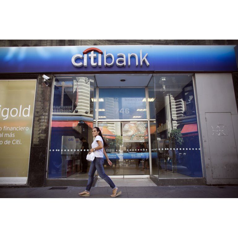Por acuerdo con buitres, la Justicia argentina frena al Citibank