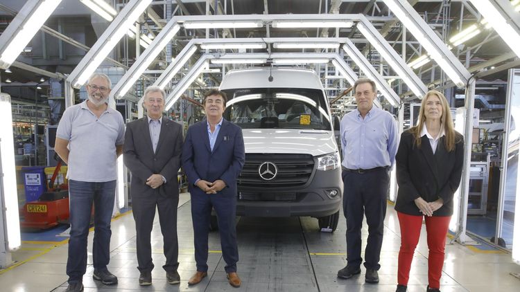 Frente a un escenario nacional que desincentiva la producción y promueve la entrada masiva de importaciones, La Matanza, Capital Industrial de Argentina, apuesta al trabajo, la innovación y al fortalecimiento de su industria.