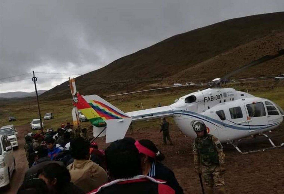 El helicóptero que transportaba a Evo Morales debió aterrizar de emergencia