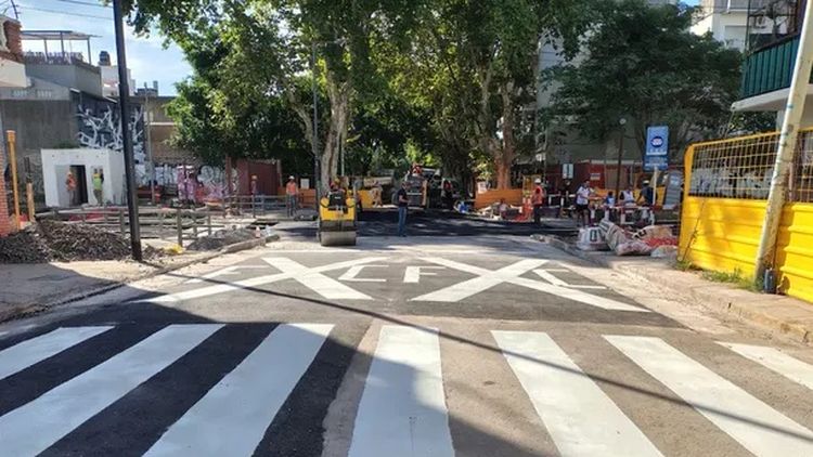 Estas obras en Villa Urquiza están destinadas a eliminar la barrera ferroviaria y mejorar la conectividad en la zona.