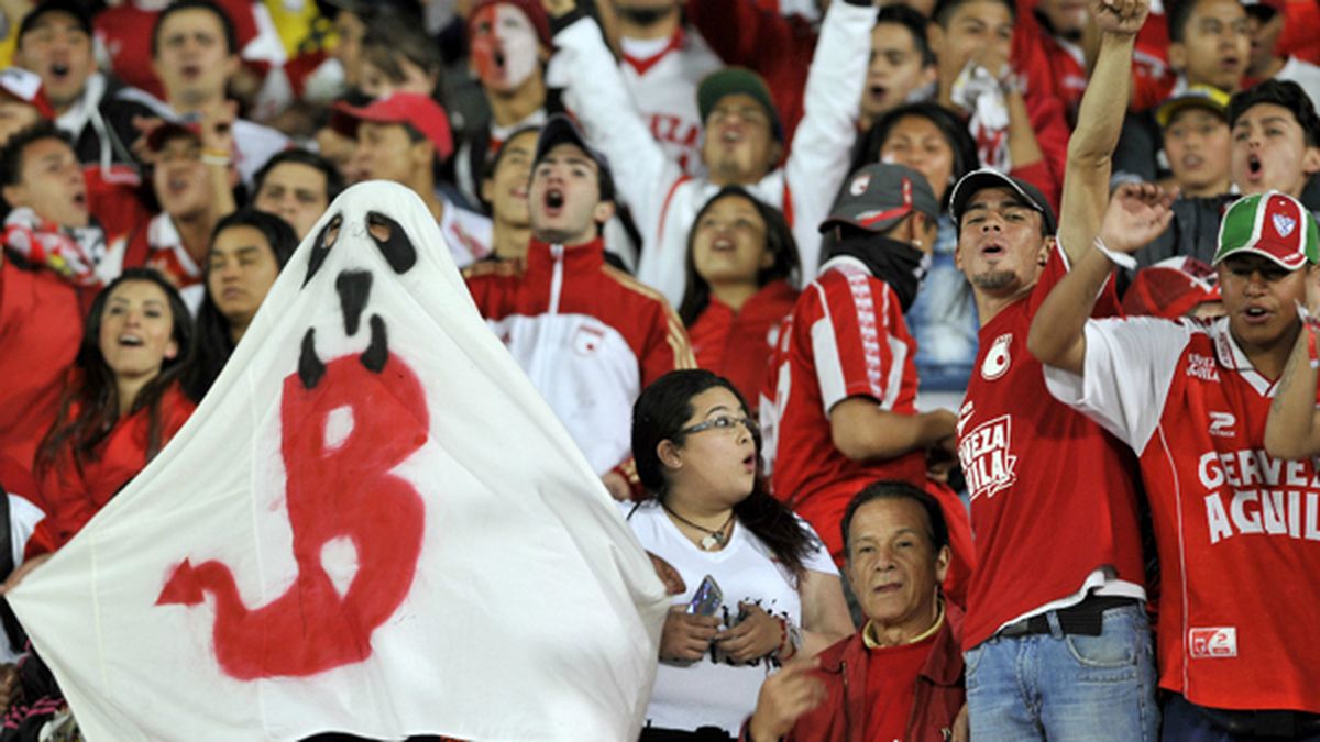 ¡Mirá Quién Volvió! El Fantasma De La B Fue A Ver Al Rojo