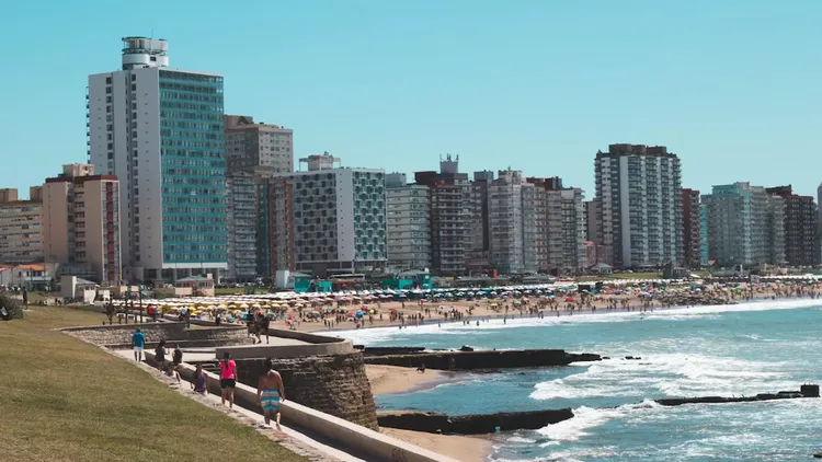 Detuvieron a un hombre acusadod e violar a una menor en Miramar