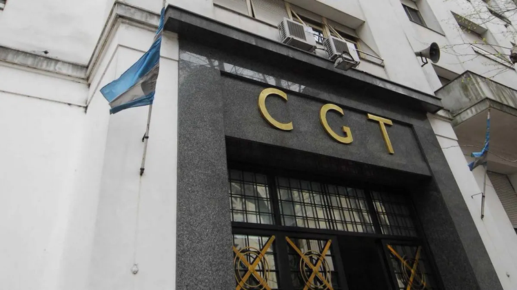 La CGT convocó a una huelga general  el 10 de abril