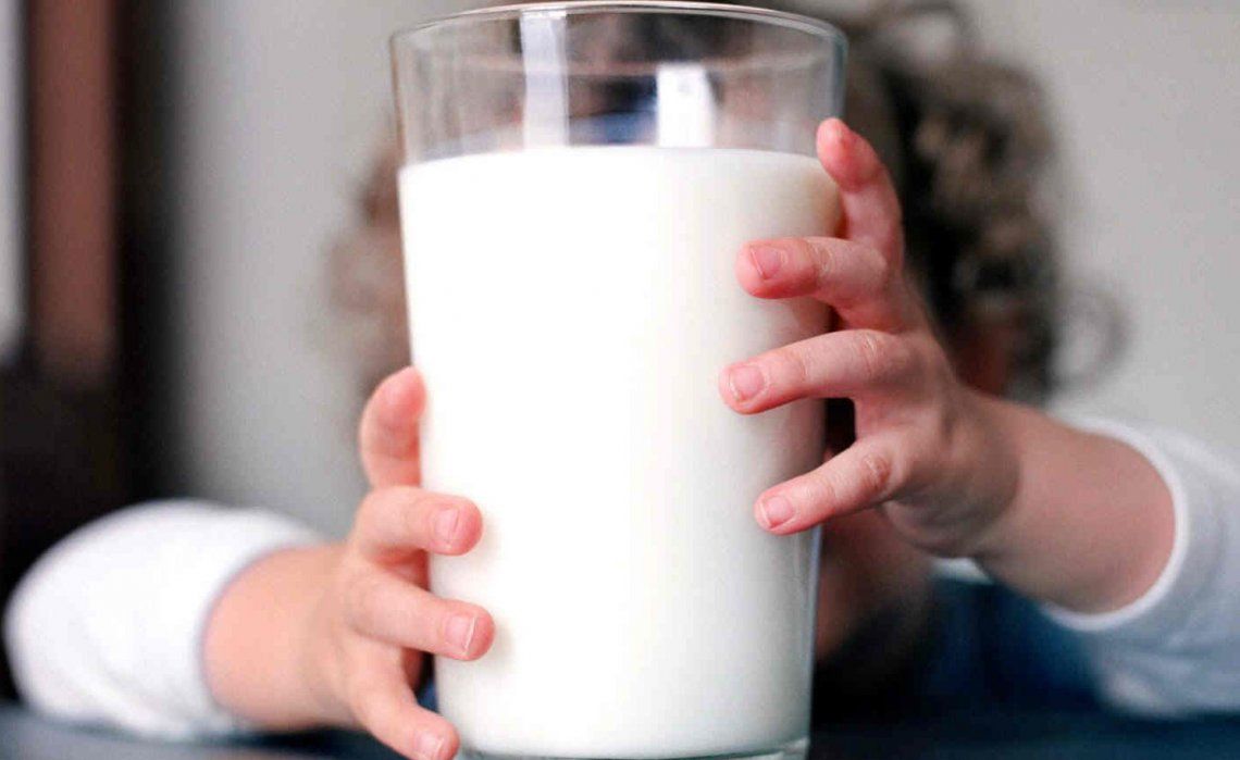 Precios esenciales: cambiaron la marca de una leche y tiene un incremento del 40%