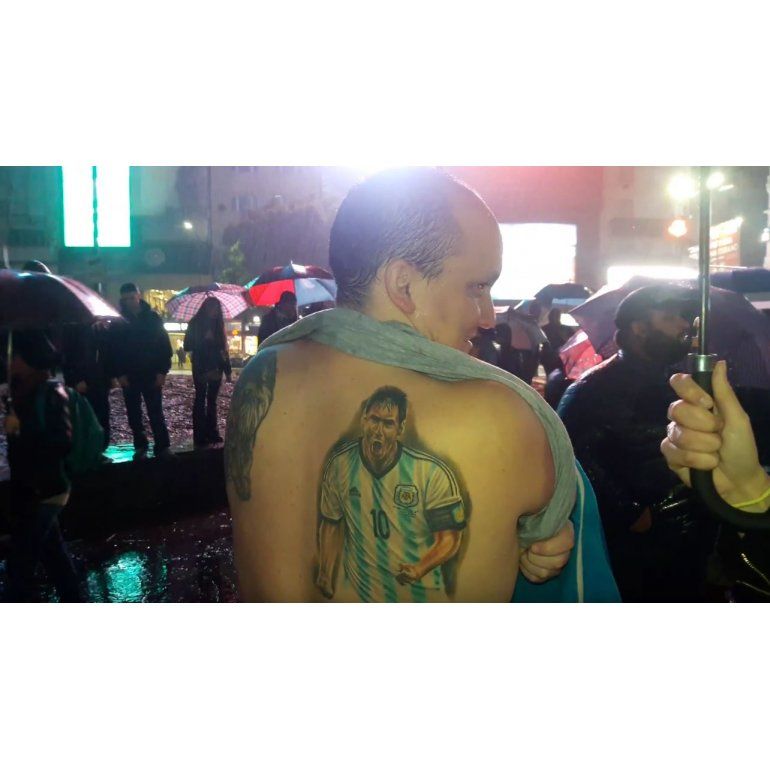 Locura por Messi: ¿el mejor tatuaje en homenaje al crack?