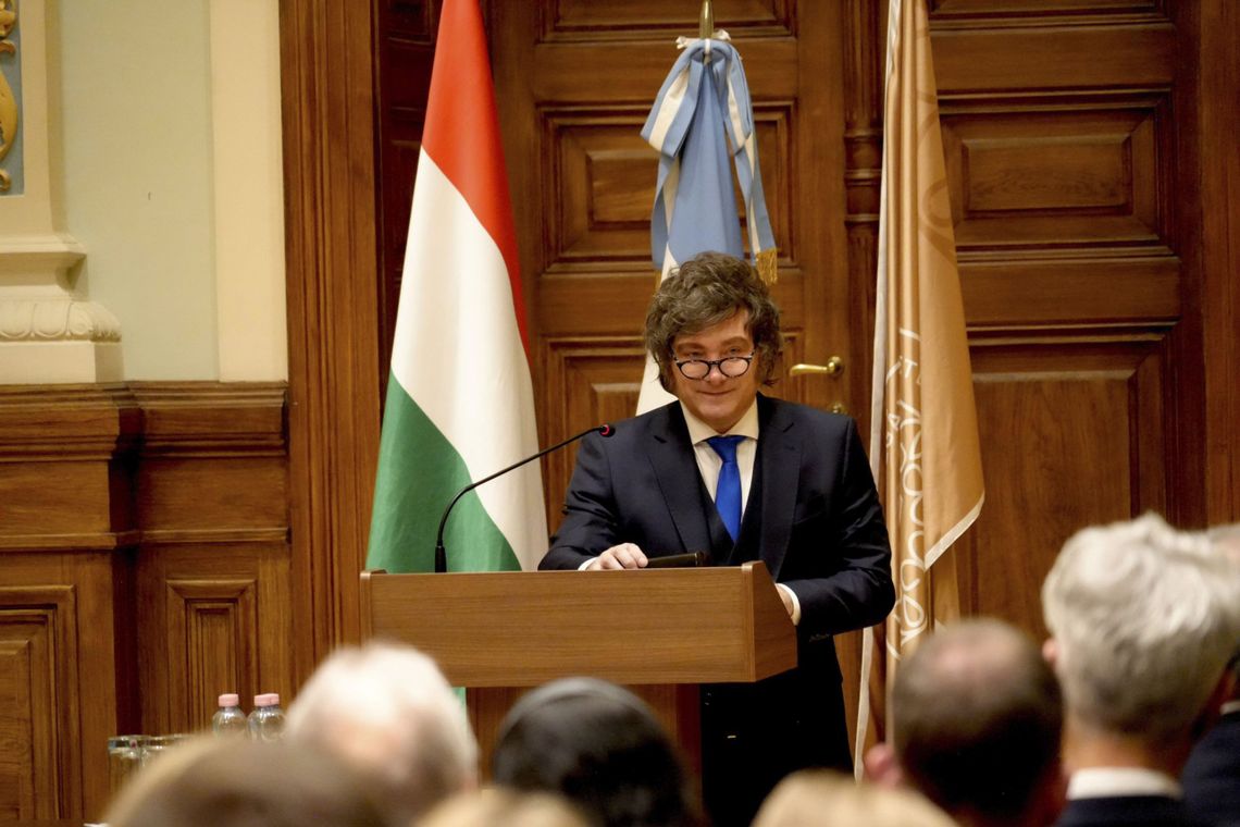 Durante su visita a Hungría