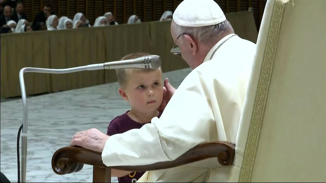 Un chico de 4 años se coló en la Audiencia del Papa Francisco
