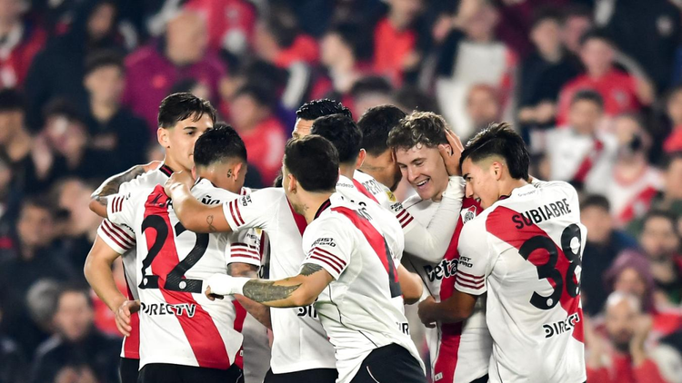 El Millonario comenzó con el pie derecho en el torneo.