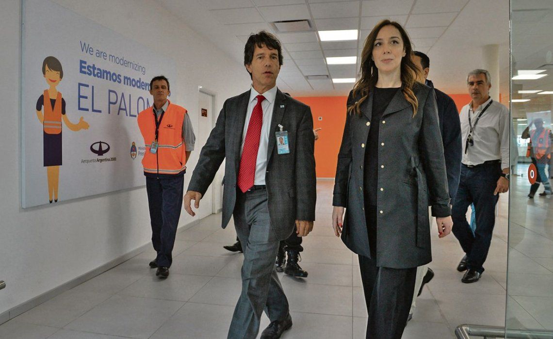 María Eugenia Vidal recorrió las obras de la nueva terminal internacional del aeropuerto de El Palomar.