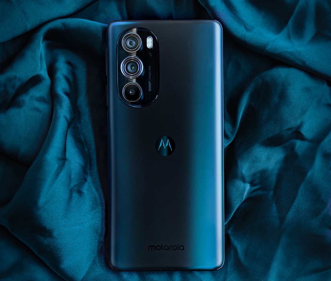 motorola edge 30 pro