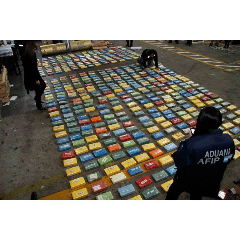 Queman más de 500 kilos de cocaína en Ezeiza