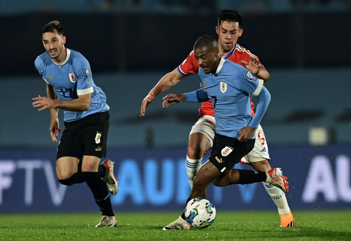 Uno a uno de Uruguay: los goles de De La Cruz y el equilibrio de Ugarte -  La Tercera